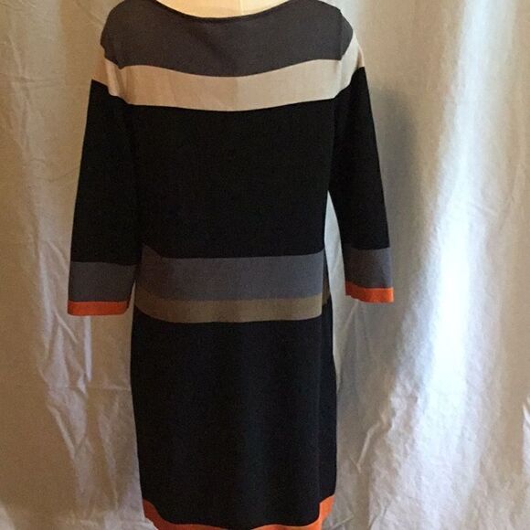 Pull on sweater type dress in large by EVAN PICONE - Picture 5 of 8